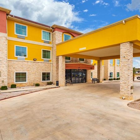 Residency Suites Cotulla Exterior photo
