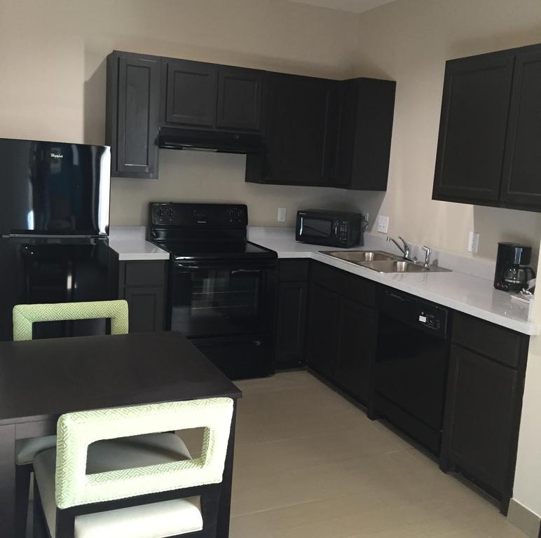 Residency Suites Cotulla Room photo
